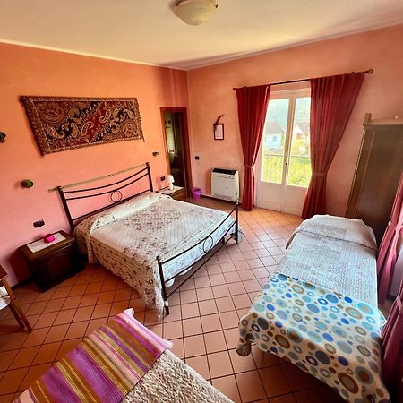 La Casa Rosa Hotel Borghetto di Vara Eksteriør billede