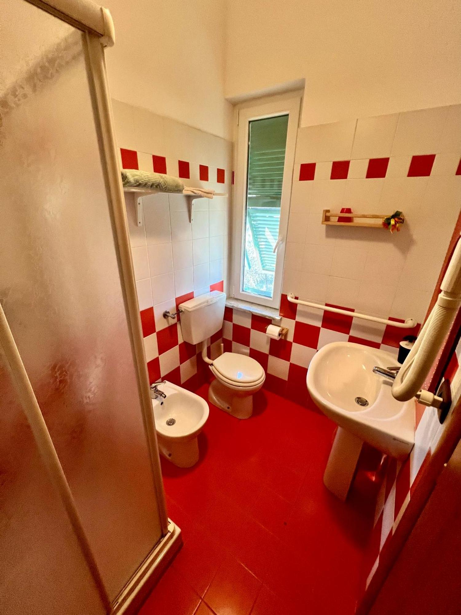 La Casa Rosa Hotel Borghetto di Vara Eksteriør billede