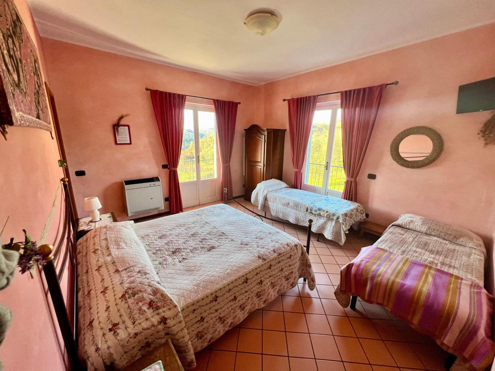 La Casa Rosa Hotel Borghetto di Vara Eksteriør billede