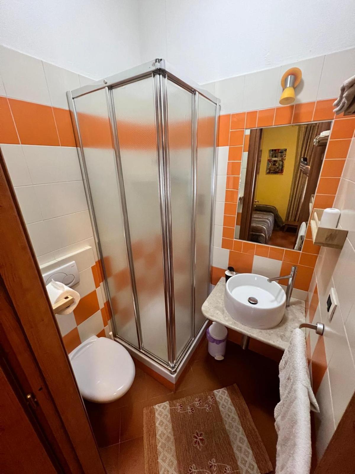 La Casa Rosa Hotel Borghetto di Vara Eksteriør billede