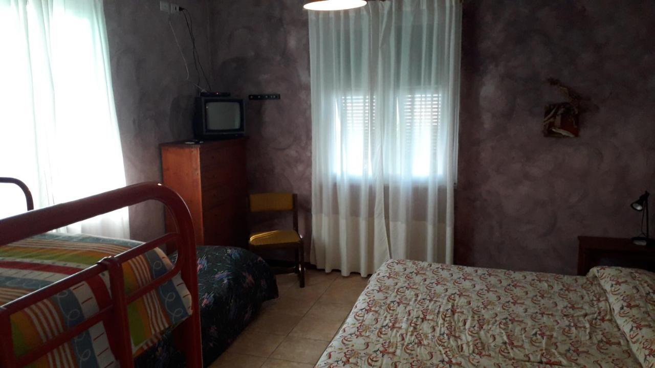 La Casa Rosa Hotel Borghetto di Vara Eksteriør billede